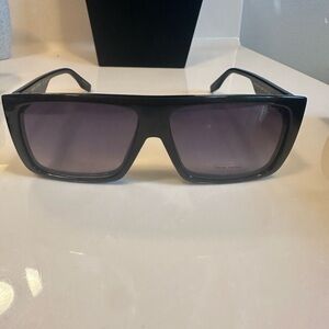 Marc Jacobs Sunglasses Black Sunglasses